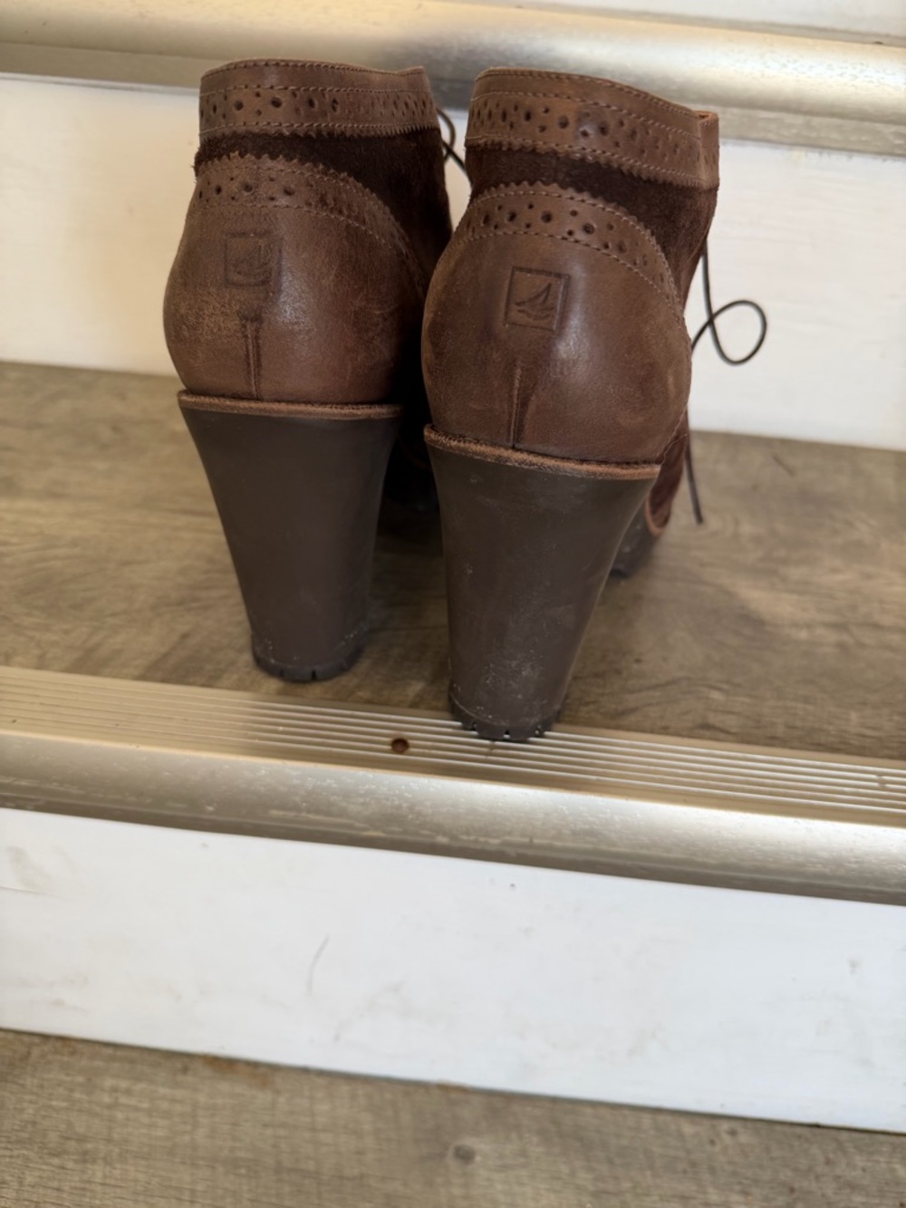 Sperry Women's Two-Tone Brown Suede & Leather Lace-Up Boots - Picture 4 of 5